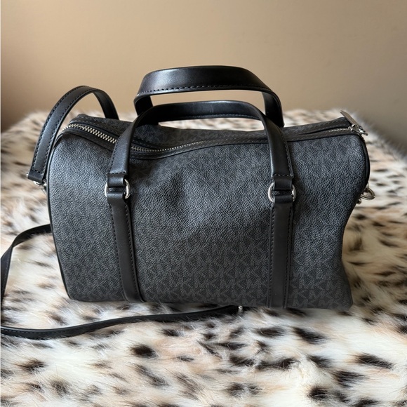 Michael Kors Black and Grey Satchel - Picture 4 of 16